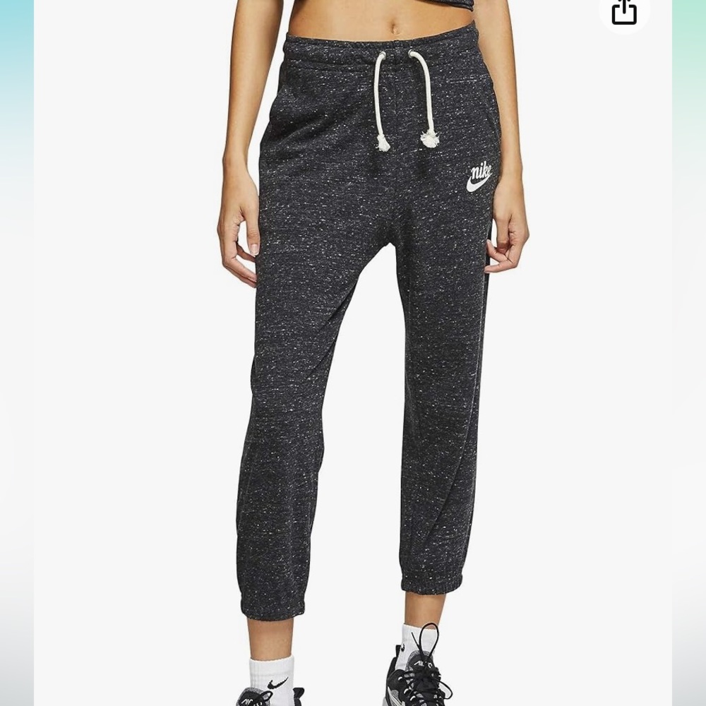 nike light weight joggers